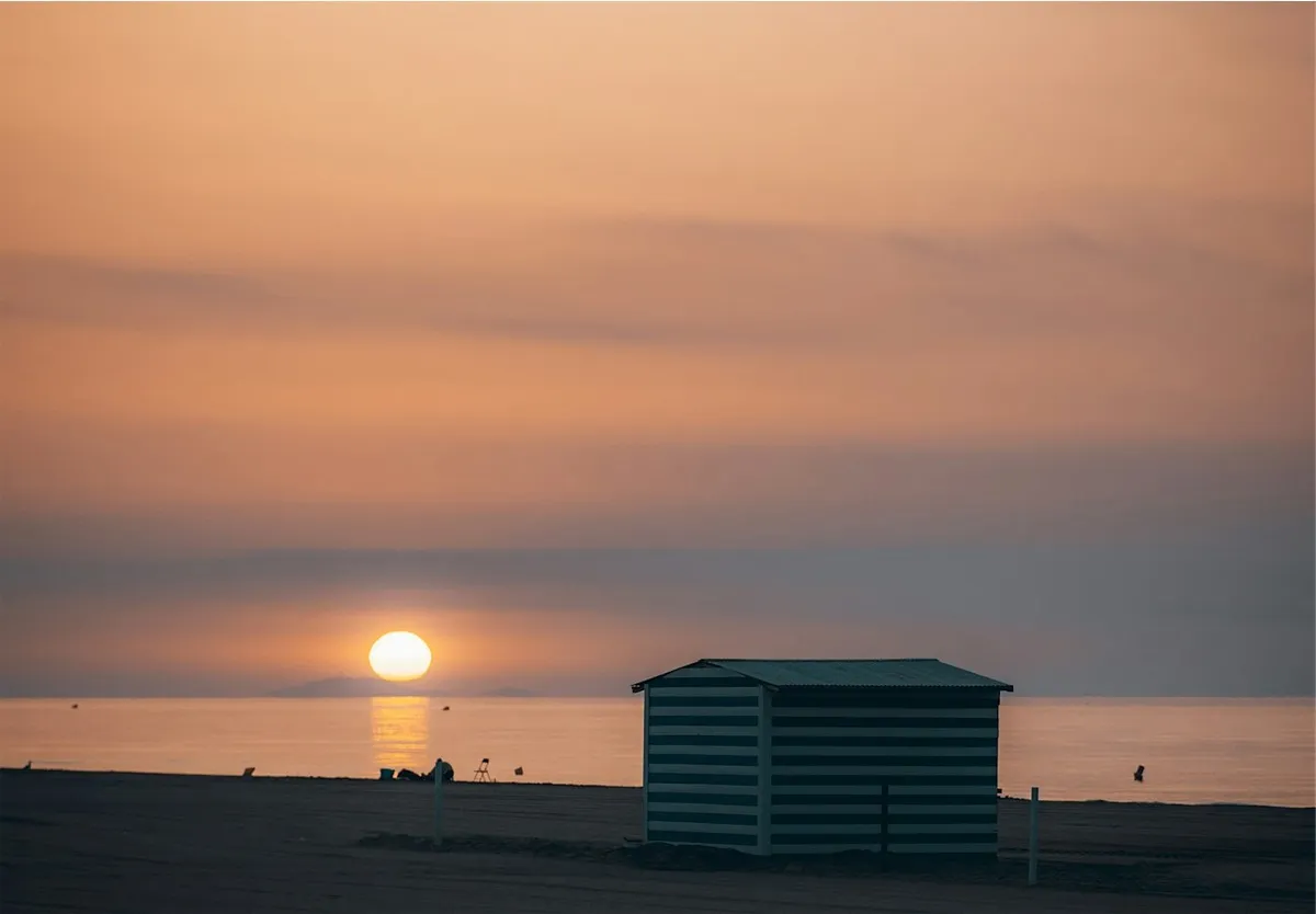 Le littoral de Narbonne au coucher du soleil